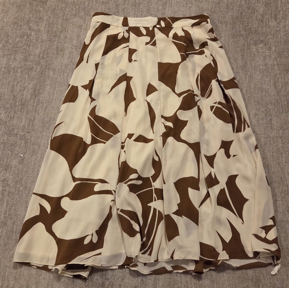 Ann Taylor Dresses & Skirts - Ann Taylor Brown and Cream Floral Midi Skirt